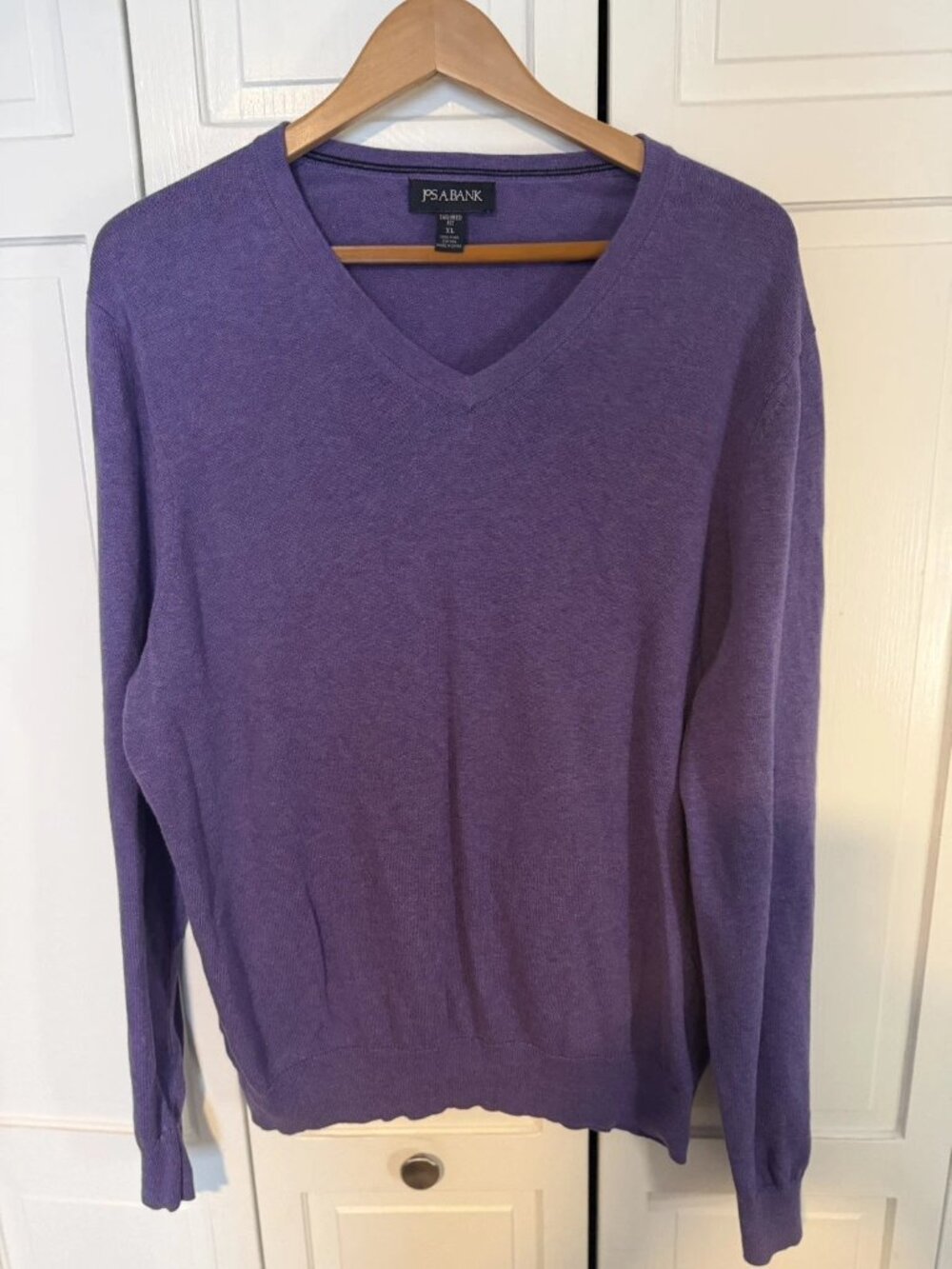 Jos A Bank Mens XL Purple Pima Cotton V Neck Sweater Tailored Fit Pullover